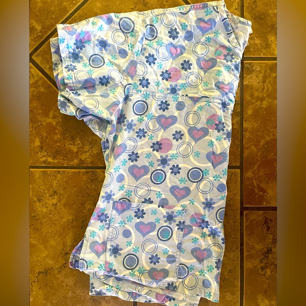 Peaches brand scrub top